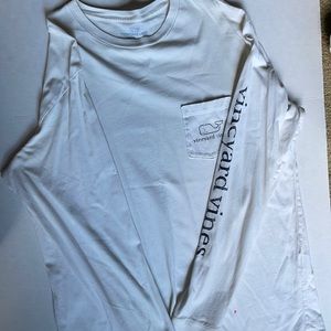 Medium Vineyard Vines long sleeve